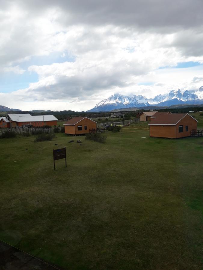 Cabanas Lago Tyndall Torres del Paine National Park Extérieur photo